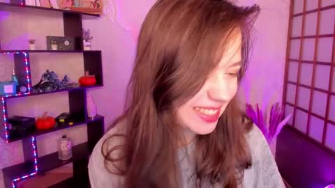 Snapshot of lina_brownie chatting on 12.05.24 Lina online show from 12.05.24