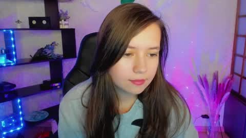 Snapshot of lina_brownie chatting on 01.05.25 Lina online show from 01.05.25