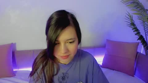 Snapshot of lina_brownie chatting on 01.12.25 Lina online show from 01.12.25