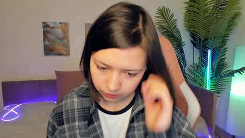 Snapshot of lina_brownie chatting on 02.03.25 Lina online show from 02.03.25