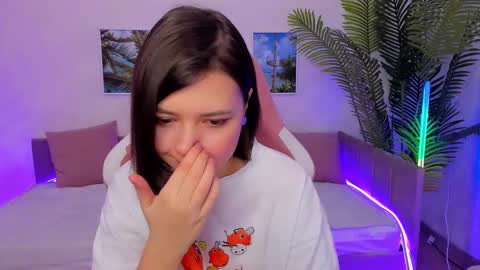 Snapshot of lina_brownie chatting on 02.06.25 Lina online show from 02.06.25