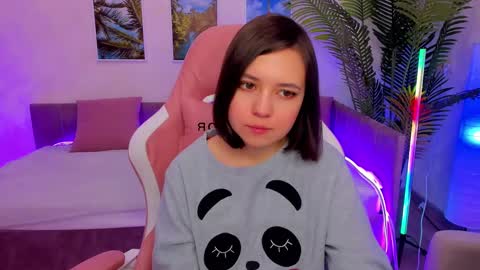 Snapshot of lina_brownie chatting on 02.12.25 Lina online show from 02.12.25