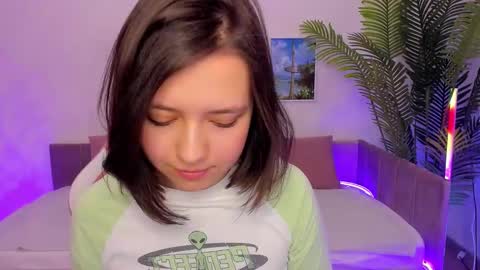 Snapshot of lina_brownie chatting on 02.22.25 Lina online show from 02.22.25