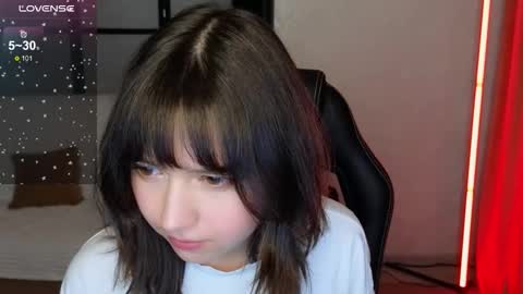 Snapshot of lina_brownie chatting on 11.27.25 Lina online show from 11.27.25