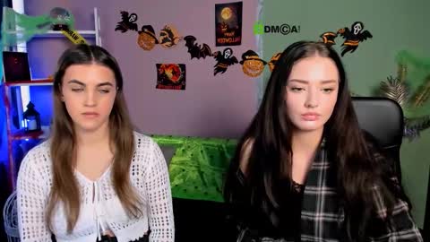 Snapshot of lina_fox12 chatting on 11.03.25 lina_fox12 online show from 11.03.25