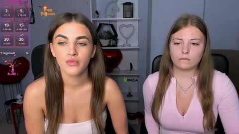 Snapshot of lina_fox12 chatting on 11.09.25 lina_fox12 online show from 11.09.25