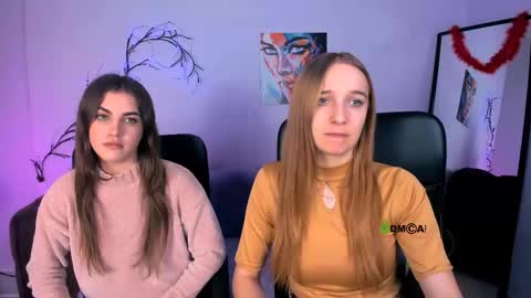 Snapshot of lina_fox12 chatting on 11.28.25 lina_fox12 online show from 11.28.25