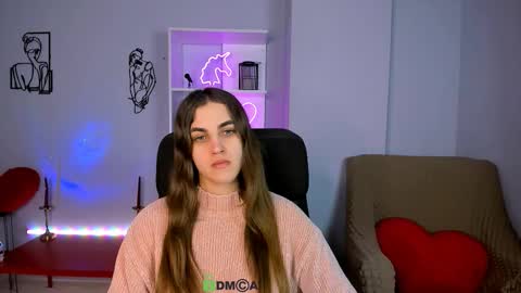 Snapshot of lina_fox12 chatting on 12.05.25 lina_fox12 online show from 12.05.25