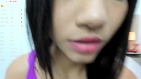 Snapshot of lina_garcia chatting on 01.12.25   online show from 01.12.25