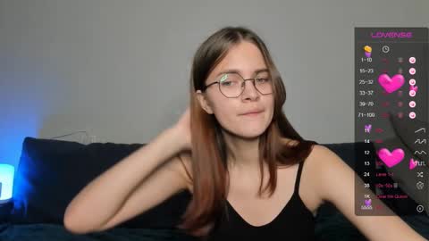 lina hall online show from 12.10.24