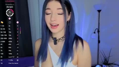 Lina online show from 10.30.25