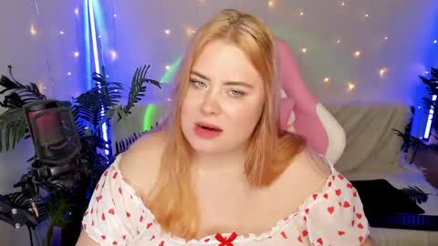 Snapshot of lina_linx chatting on 01.19.25 lina_linx online show from 01.19.25