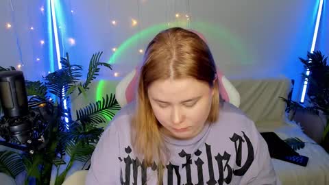 Snapshot of lina_linx chatting on 01.25.25 lina_linx online show from 01.25.25