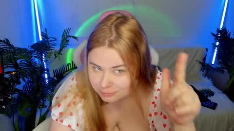 Snapshot of lina_linx chatting on 01.27.25 lina_linx online show from 01.27.25