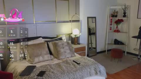 Lina online show from 04.03.26