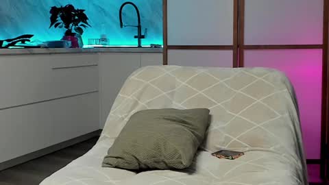 Lina -  online show from 12.05.24