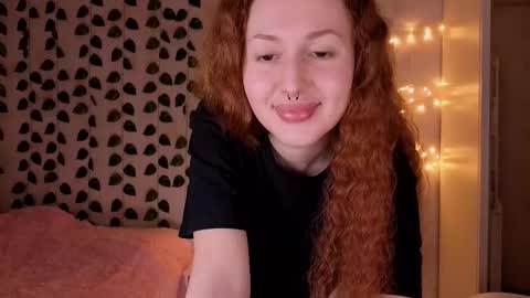 Snapshot of lina_red_x chatting on 09.14.25 Lina Red X online show from 09.14.25