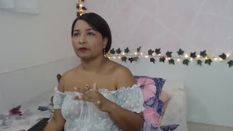 LINA SANCHEZ online show from 10.08.25