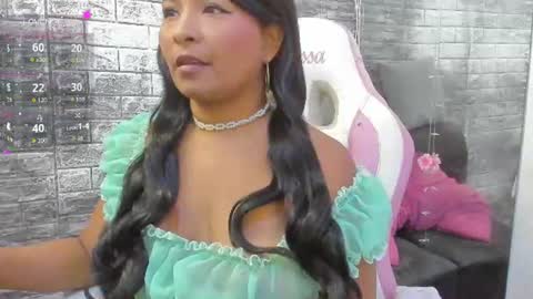 LINA SANCHEZ online show from 06.27.26