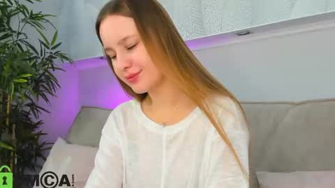 Snapshot of lina_smilee chatting on 07.15.26 Lina online show from 07.15.26