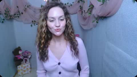 Lina online show from 12.14.24