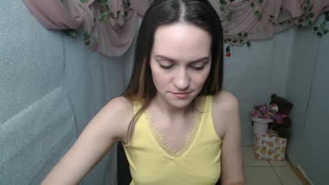 Lina online show from 01.08.25