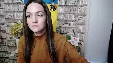 Lina online show from 10.16.25