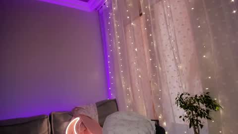 Sophia online show from 02.24.25