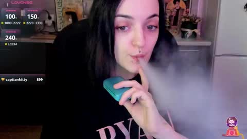 Snapshot of lina_tyaan chatting on 02.11.25 Lina 3 1715622743 online show from 02.11.25