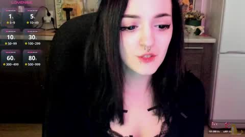 Snapshot of lina_tyaan chatting on 02.17.25 Lina 3 1715622743 online show from 02.17.25