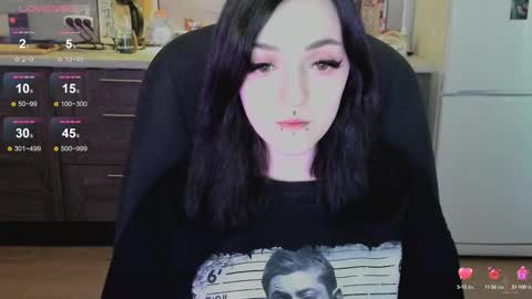 Snapshot of lina_tyaan chatting on 09.30.25 Lina 3 1715622743 online show from 09.30.25