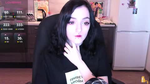 Snapshot of lina_tyaan chatting on 10.27.25 Lina 3 1715622743 online show from 10.27.25