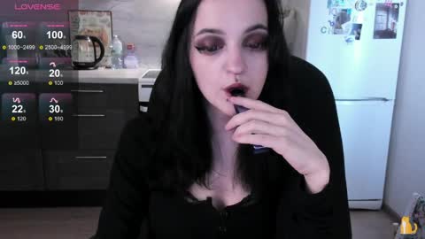 Lina 3  1715622743 online show from 03.31.26