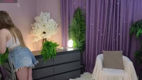 Lina online show from 03.18.26