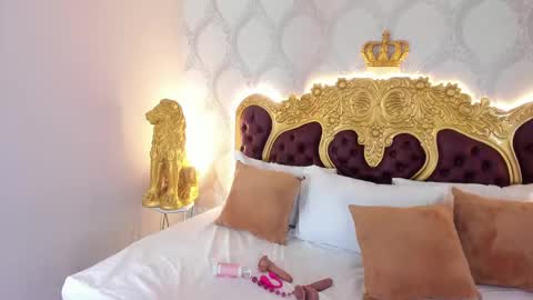 Snapshot of linalanm chatting on 09.28.25 L I N A online show from 09.28.25