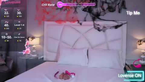 Snapshot of linalanm chatting on 10.31.25 L I N A online show from 10.31.25