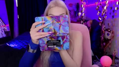 I am Lina online show from 03.21.26