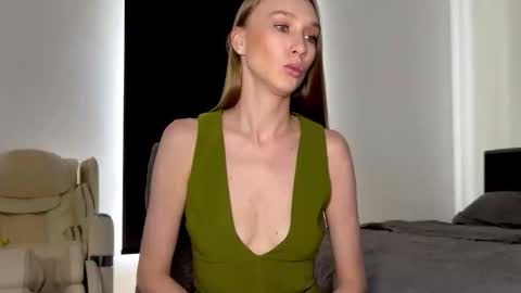 Snapshot of linaspicee chatting on 02.11.26 Lina online show from 02.11.26