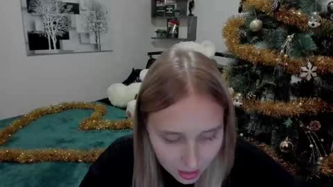 Lina online show from 12.16.24