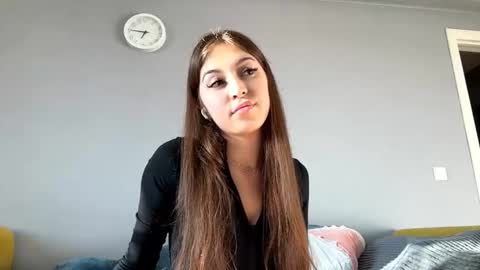 Elin online show from 09.15.25