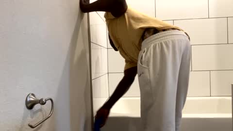 Snapshot of lincolnlongdick chatting on 12.03.24 Richie Rich online show from 12.03.24