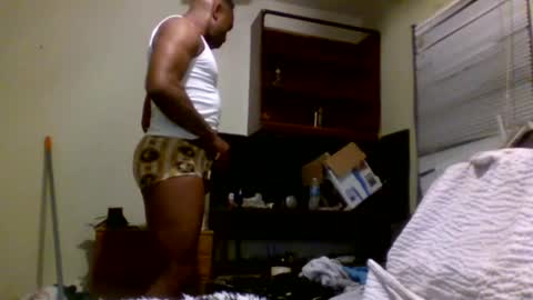 Snapshot of lincolnlongdick chatting on 12.30.24 Richie Rich online show from 12.30.24