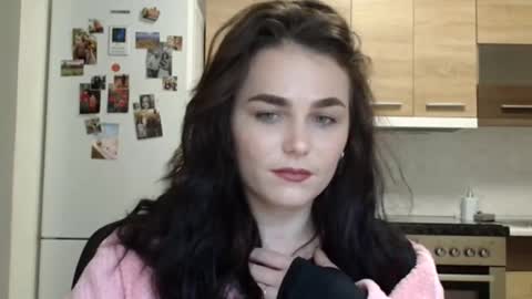 Linda online show from 11.26.25