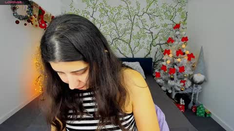 Snapshot of linda_ex chatting on 01.02.25 Linda online show from 01.02.25