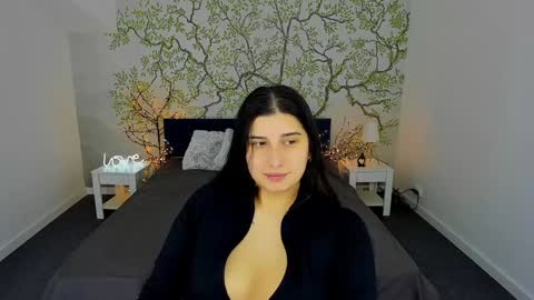 Snapshot of linda_ex chatting on 01.26.25 Linda online show from 01.26.25