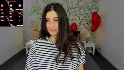 Snapshot of linda_ex chatting on 02.21.25 Linda online show from 02.21.25