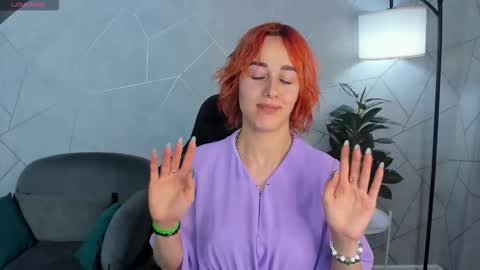 Snapshot of linda_jonys chatting on 11.29.25 Linda online show from 11.29.25