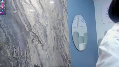 linda_sofi__ online show from 10.18.25