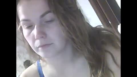 Snapshot of lindaahskys chatting on 10.28.25 LindaAhSkys online show from 10.28.25