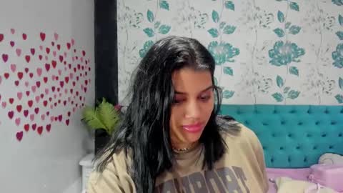    online show from 02.06.25